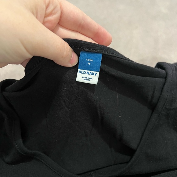 Old Navy Black Relaxed Short Sleeve T-Shirt - Picture 2 of 2